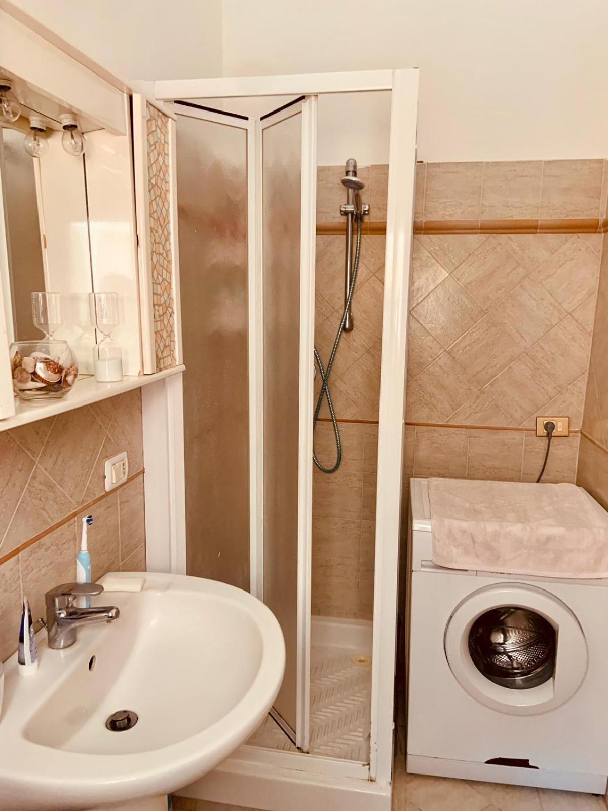 La Casina Sul Porto Apartment Anzio Bagian luar foto